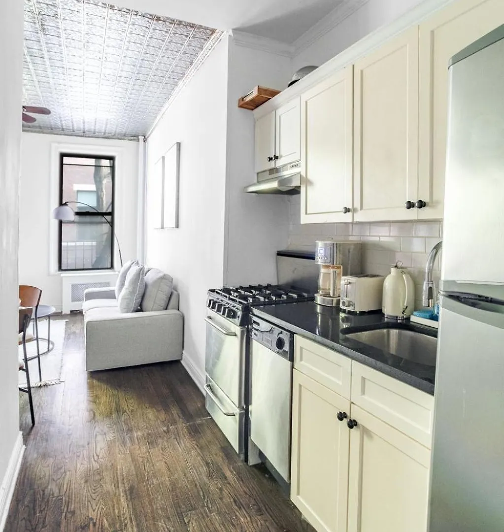 Amazing 2Bedroom 1Bath Apartment On Barrow Street New York USA