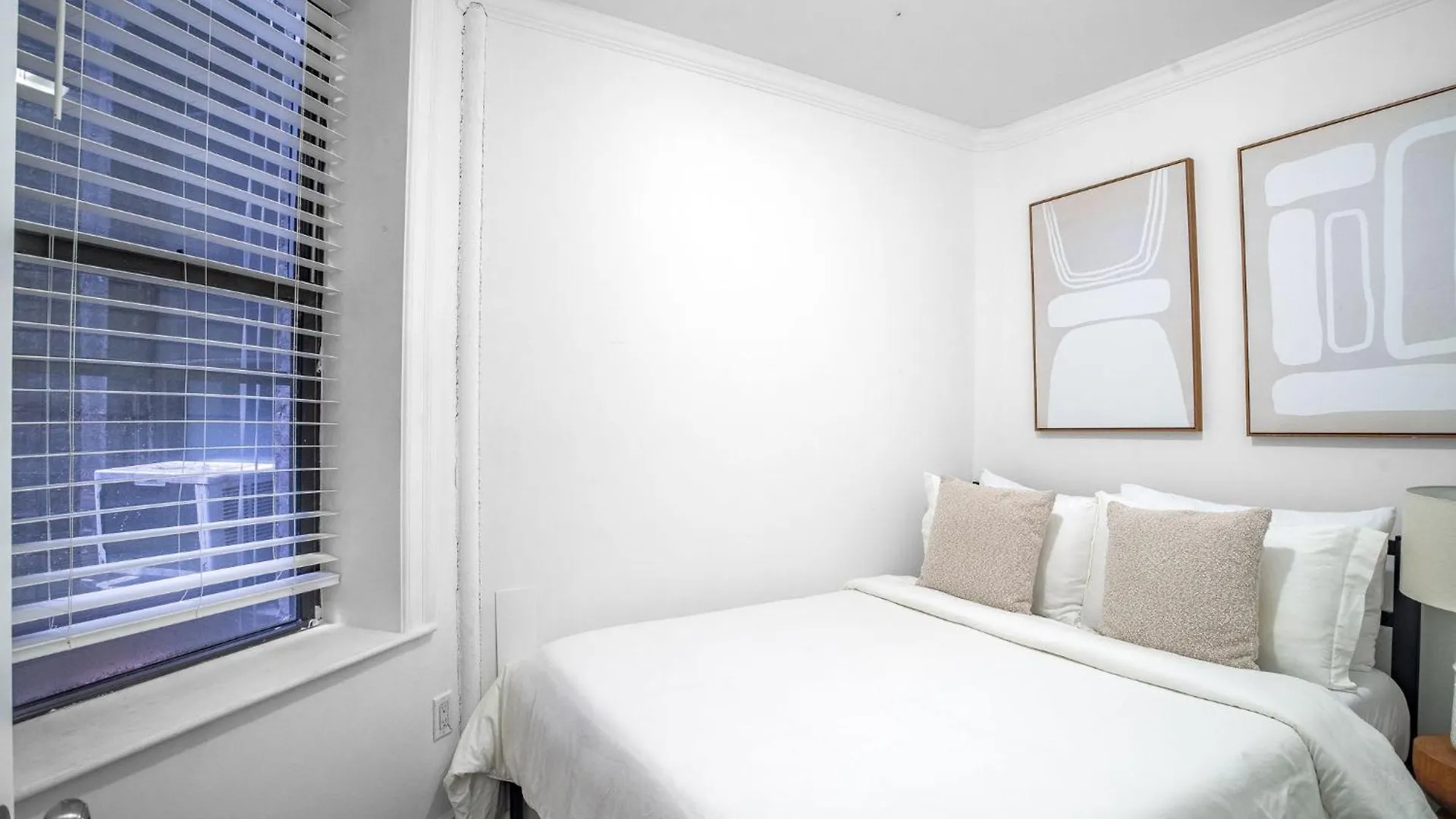 Amazing 2Bedroom 1Bath Apartment On Barrow Street New York