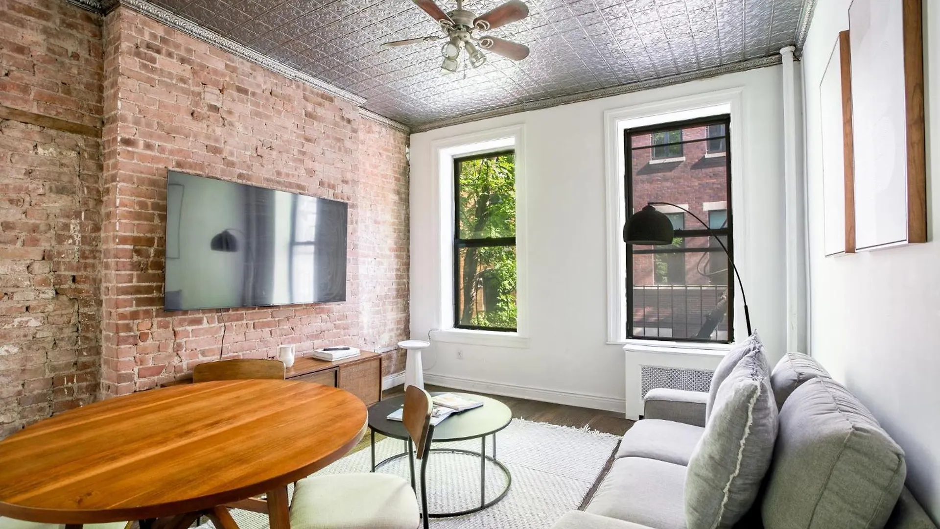 Amazing 2Bedroom 1Bath Apartment On Barrow Street New York